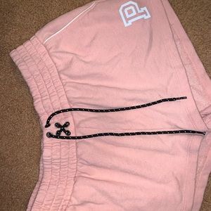 pink shorts